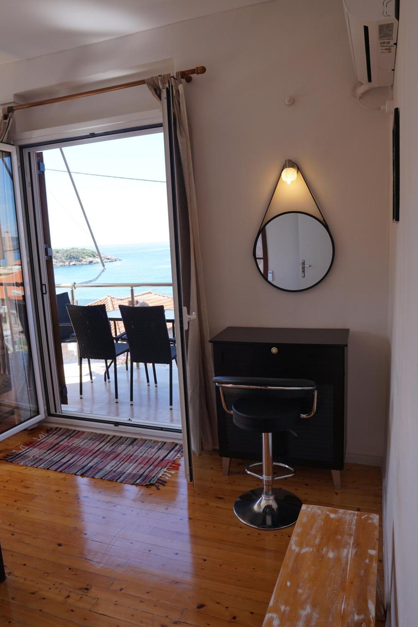 Sea And Sun Apartments 304 Ιδιωτικό Διαμέρισμα Kardhamili Esterno foto
